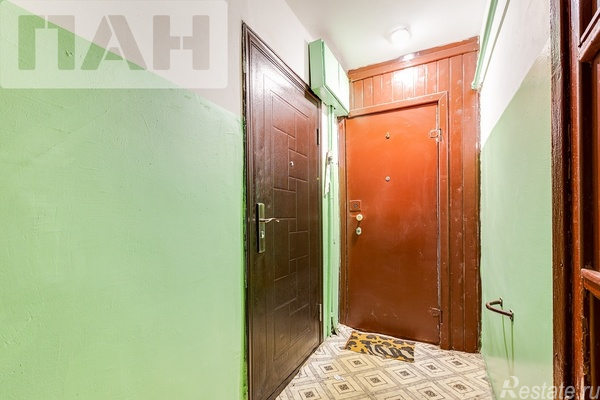 Продажа 1-комн квартиры на вторичном рынке Металлострой, Центральная ул,  д. 17