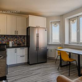 Продажа 3-комн квартиры на вторичном рынке ул Фёдора Абрамова,  д. 16,  к. 1