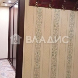 Продажа 2-комн квартиры на вторичном рынке улица Николая Химушина,  д. 1