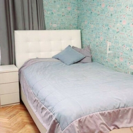Продажа 2-комн квартиры на вторичном рынке Крестовский 2-й пер,  д. 4