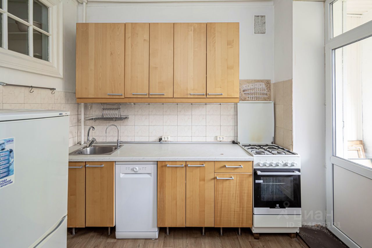 Продажа 3-комн квартиры на вторичном рынке проспект Мира, 68