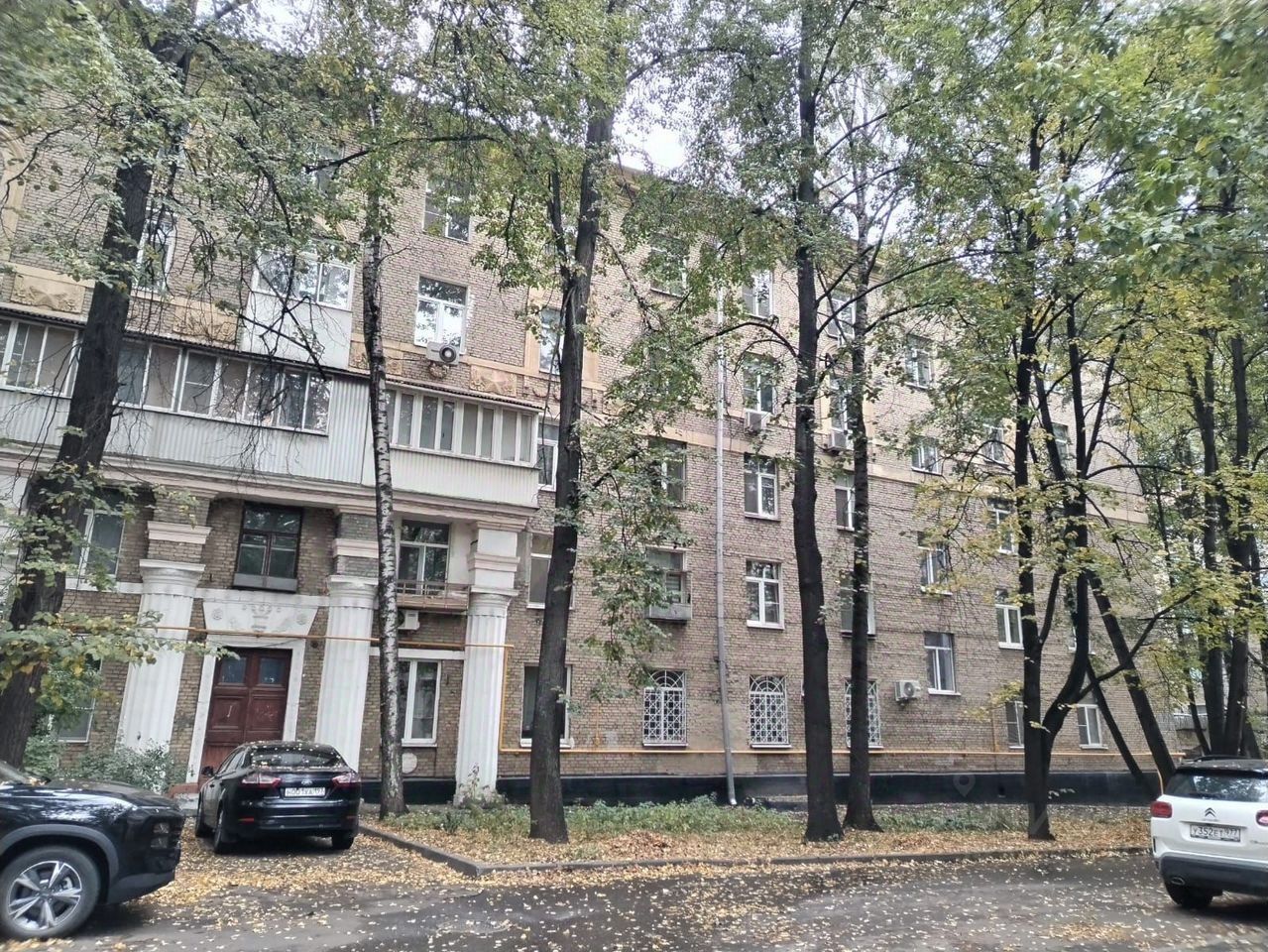 Продажа 3-комн квартиры на вторичном рынке Ярославская улица, 10к3