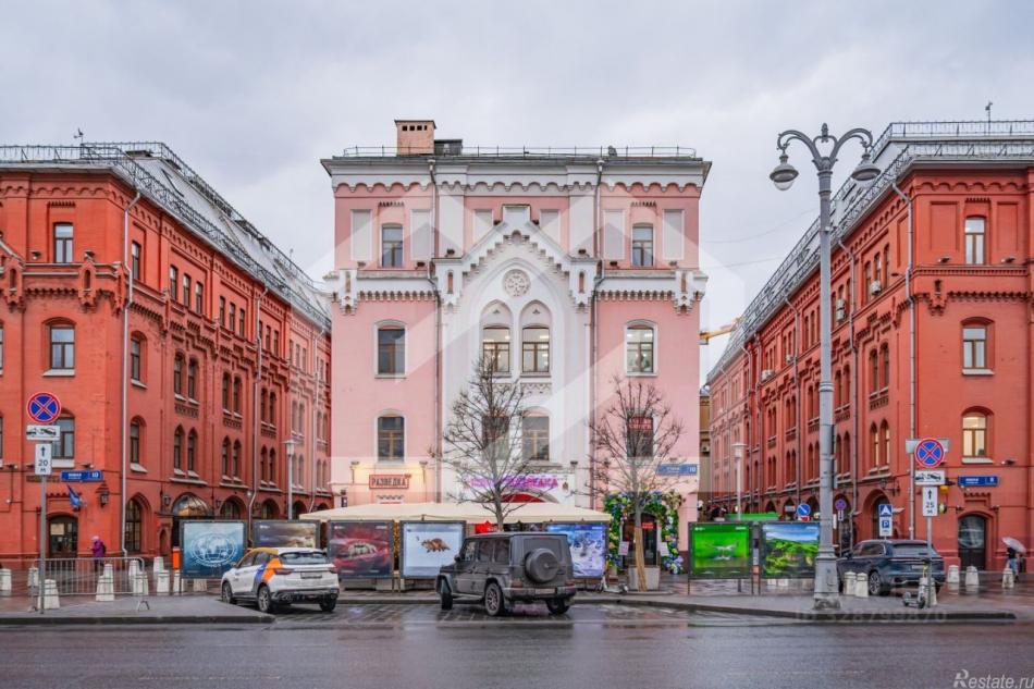 Продажа отдельного здания Новая пл,  д. 10