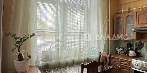 2-комн квартира улица Сайкина, 15/7