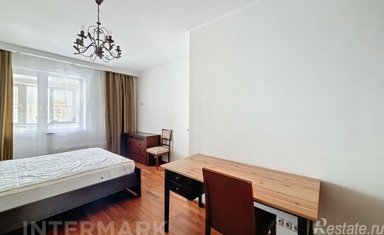 Аренда 3-комн квартиры на вторичном рынке ул Академика Пилюгина,  д. 4