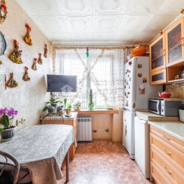 Продажа 1-комн квартиры на вторичном рынке улица Пинегина,  д. 23