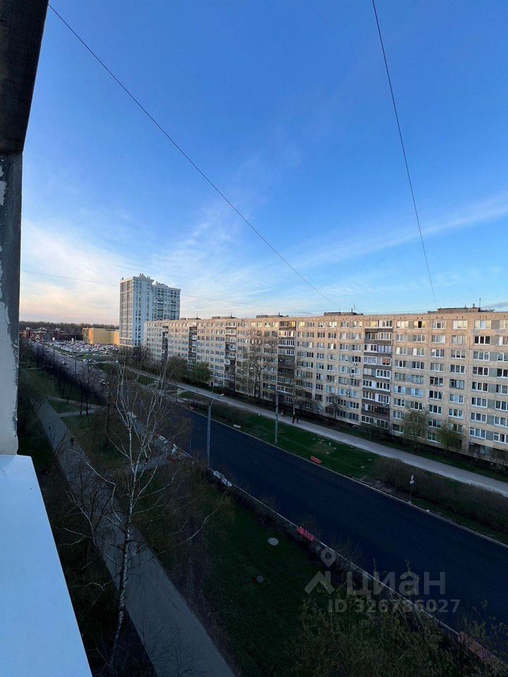 Продажа 1-комн квартиры на вторичном рынке Будапештская улица, 5К1