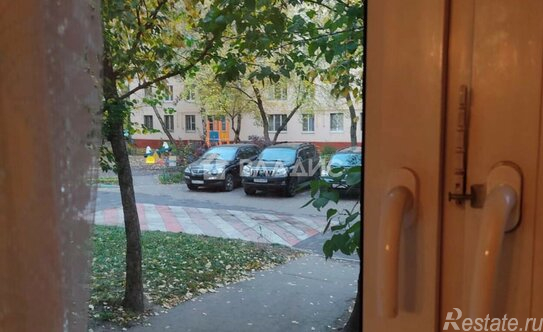 Продажа 1-комн квартиры на вторичном рынке улица Юных Ленинцев,  д. 47 к1