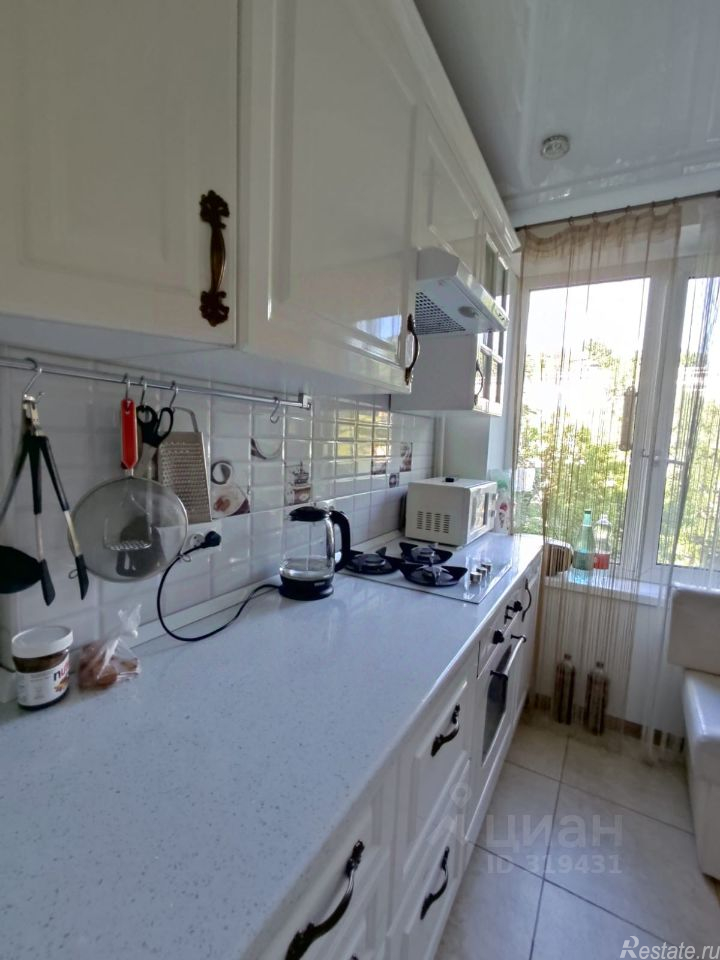 Продажа 3-комн квартиры на вторичном рынке улица Паперника,  д. 8