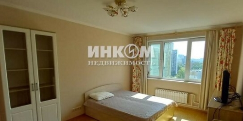 2-комн квартира ул Новаторов,  д. 40,  к. 3