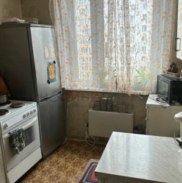 Продажа 2-комн квартиры на вторичном рынке улица Маршала Тимошенко,  д. 36