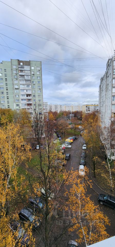 Аренда 3-комн квартиры на вторичном рынке Елецкая улица, 16К3