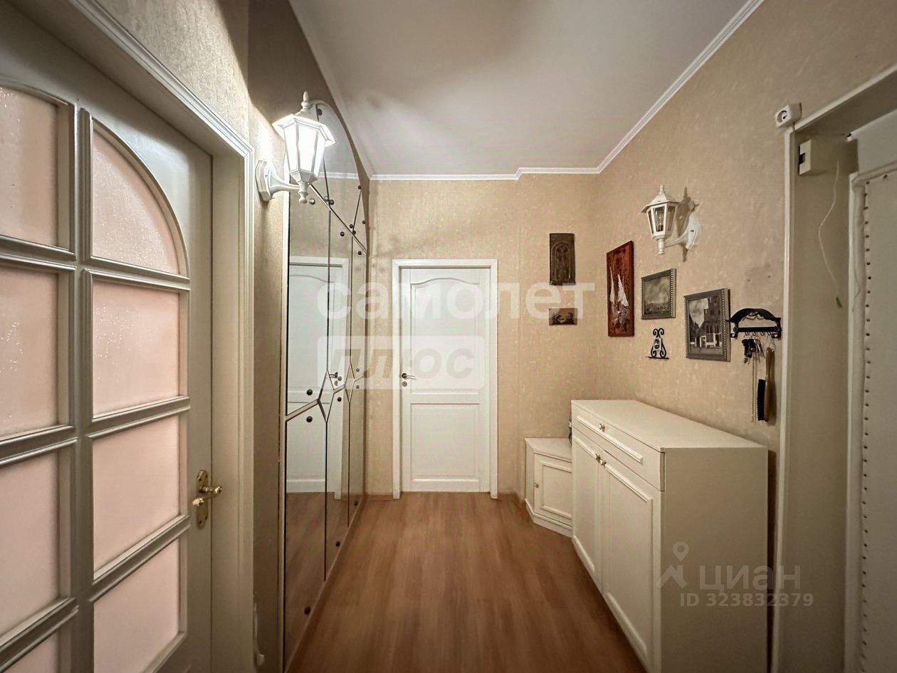 Продажа 2-комн квартиры на вторичном рынке Большая Дорогомиловская улица, 10