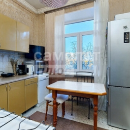 Продажа 2-комн квартиры на вторичном рынке Измайловский б-р,  д. 11/31