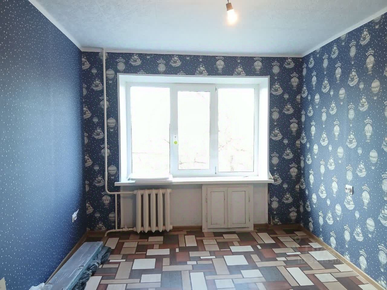 Продажа 1-комн квартиры на вторичном рынке Волхов, улица Дзержинского, 5