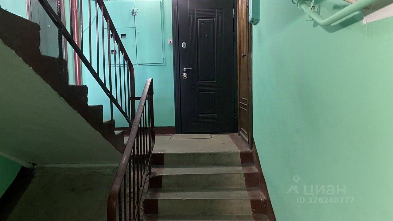 Продажа 2-комн квартиры на вторичном рынке Шлиссельбург, улица Староладожский канал, 26