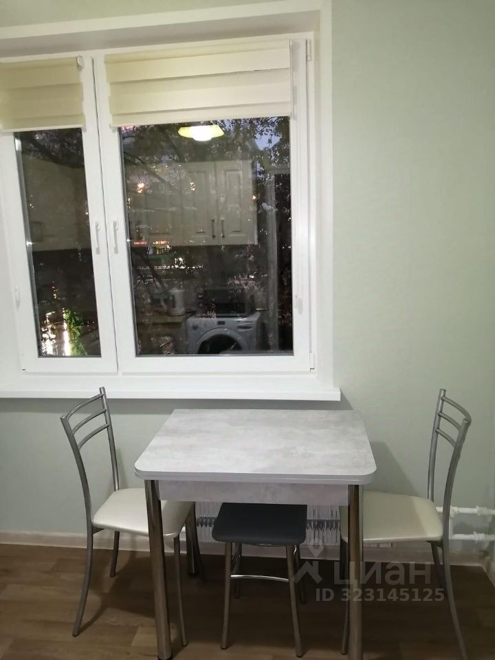 Аренда 2-комн квартиры на вторичном рынке Мичуринский проспект, 38