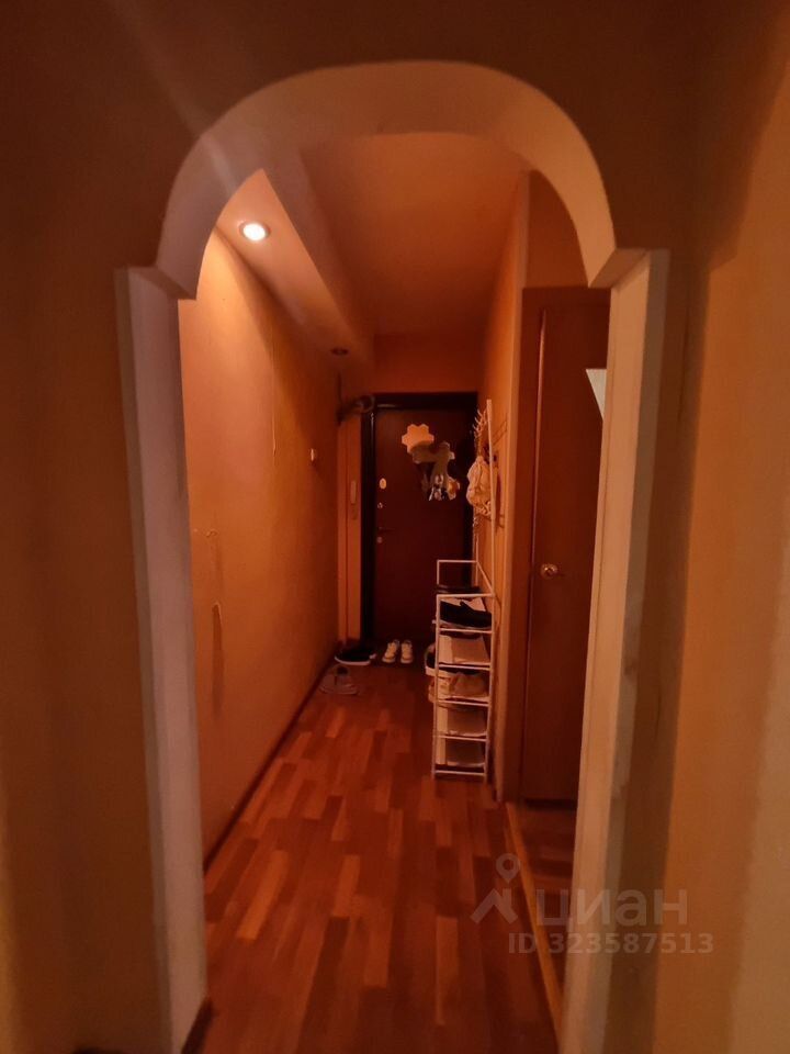 Продажа 2-комн квартиры на вторичном рынке Луга, проспект Урицкого, 82