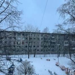 Продажа 2-комн квартиры на вторичном рынке Карташихина улица,  д. 7