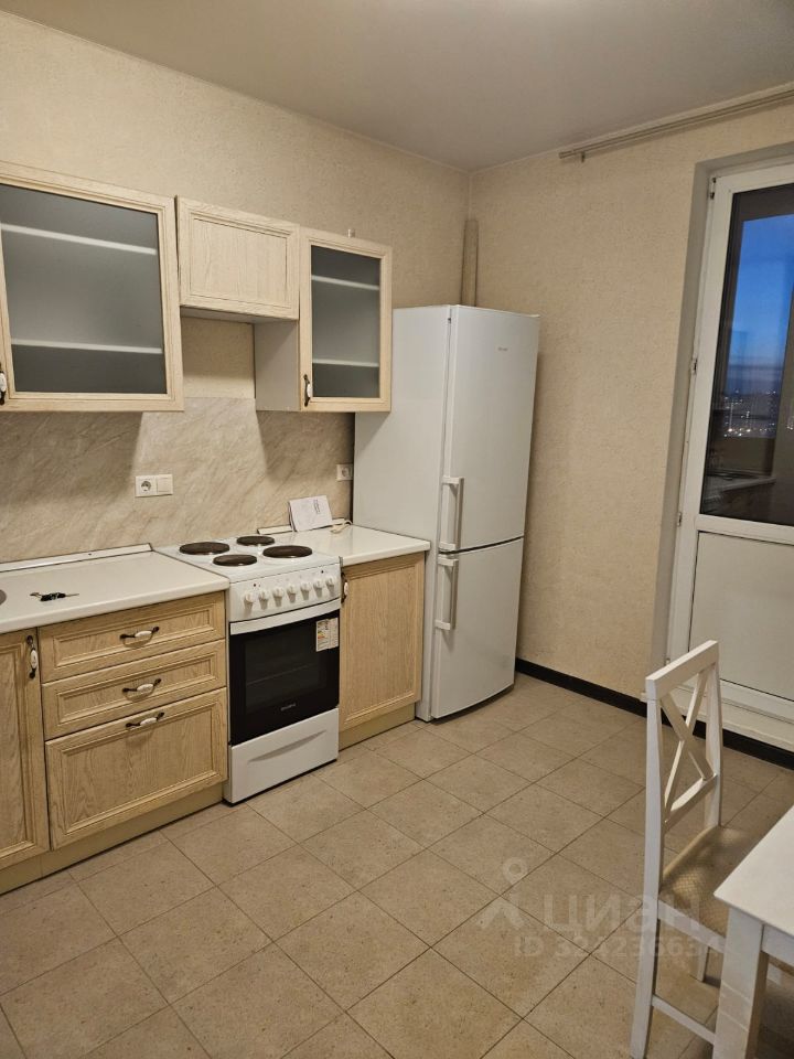 Аренда 1-комн квартиры на вторичном рынке Одинцово, улица Сколковская, 3В