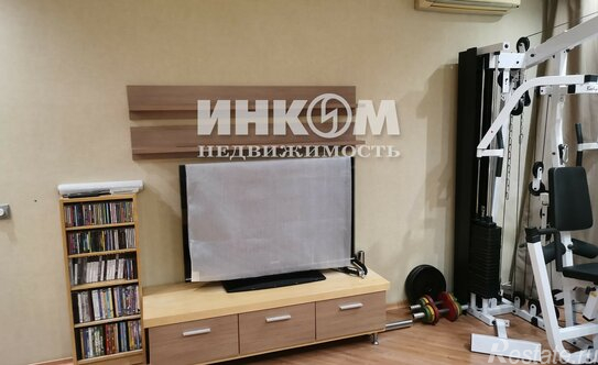 Продажа 2-комн квартиры на вторичном рынке Южный, улица Юлиуса Фучика,  д. 2/3