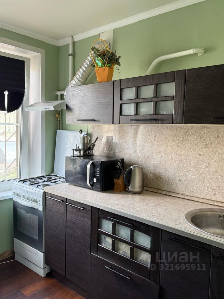 Продажа 1-комн квартиры на вторичном рынке Старая Басманная улица, 9к1