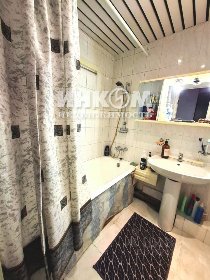 Продажа 2-комн квартиры на вторичном рынке Хабаровская улица, 8