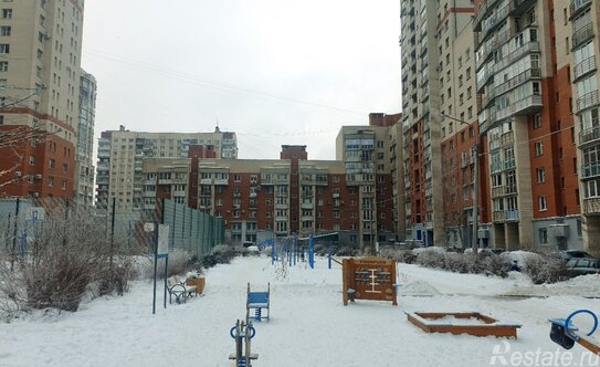 Продажа 3-комн квартиры на вторичном рынке Просвещения пр-кт