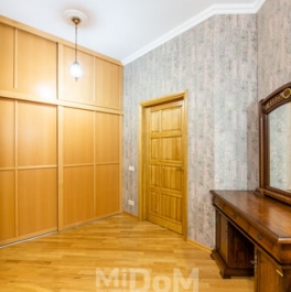 Аренда 3-комн квартиры на вторичном рынке улица Подковырова,  д. 16/65