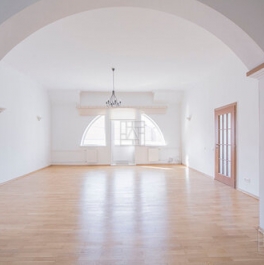 Продажа 4-комн квартиры на вторичном рынке Голиковский переулок,  д. 5