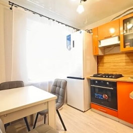 Продажа 1-комн квартиры на вторичном рынке Зарайск, мкр 1-й,  д. 19