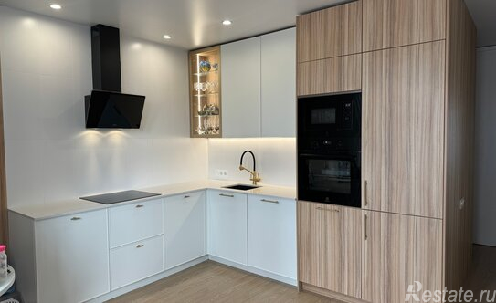 Продажа 3-комн квартиры на вторичном рынке Бородино, Малая Бородинская улица,  д. 1 к1