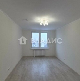 Продажа 3-комн квартиры на вторичном рынке проезд Шокальского,  д. 28А к1