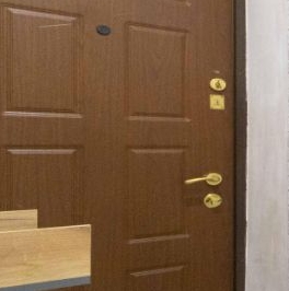 Продажа 3-комн квартиры на вторичном рынке Белые Столбы мкр, улица Геологов, 8