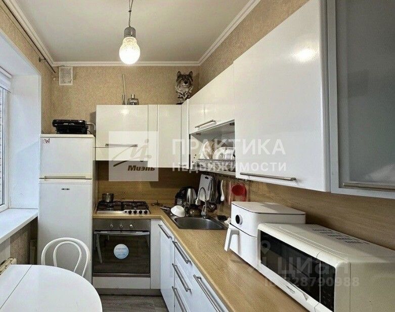 Продажа 2-комн квартиры на вторичном рынке Фрунзенская 2-я ул,  д. 10