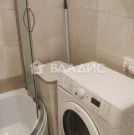 Продажа 1-комн квартиры на вторичном рынке Мурино г, Авиаторов Балтики пр-кт,  д. 7