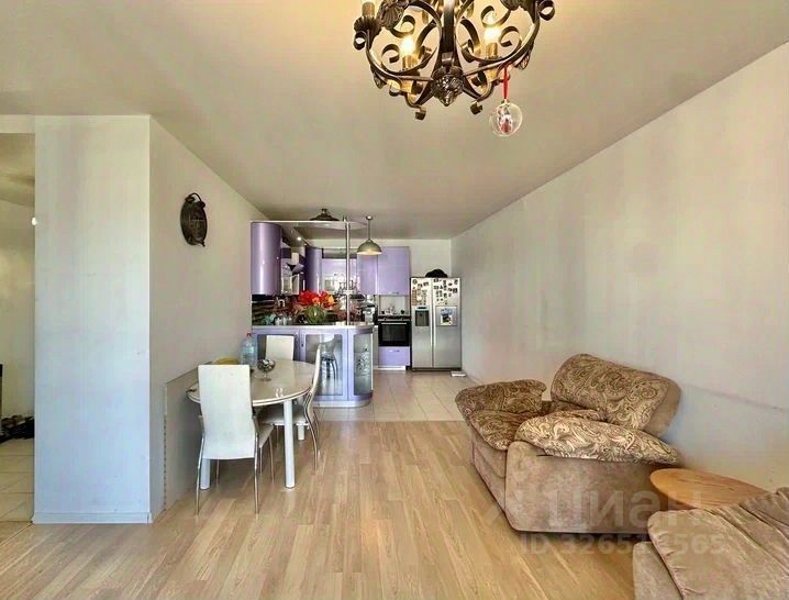 Продажа 4-комн квартиры на вторичном рынке проспект Орлово-Денисовский, 19к3