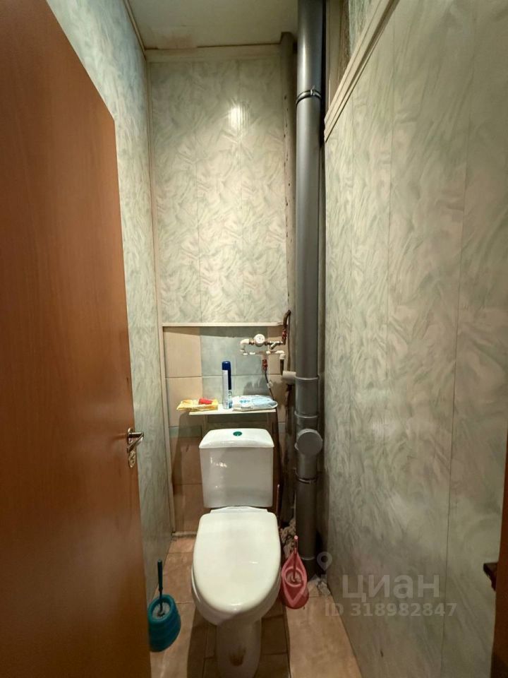 Продажа 3-комн квартиры на вторичном рынке Ломоносов, улица Сафронова, 6