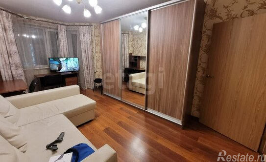Продажа 1-комн квартиры на вторичном рынке улица Валерия Гаврилина,  д. 5