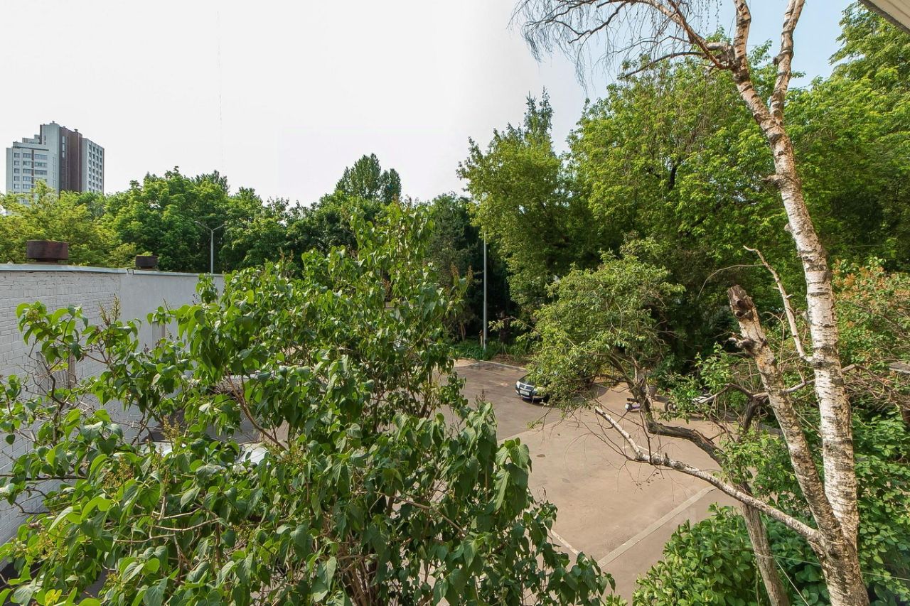 Продажа 2-комн квартиры на вторичном рынке 2-я Черногрязская улица, 7К2