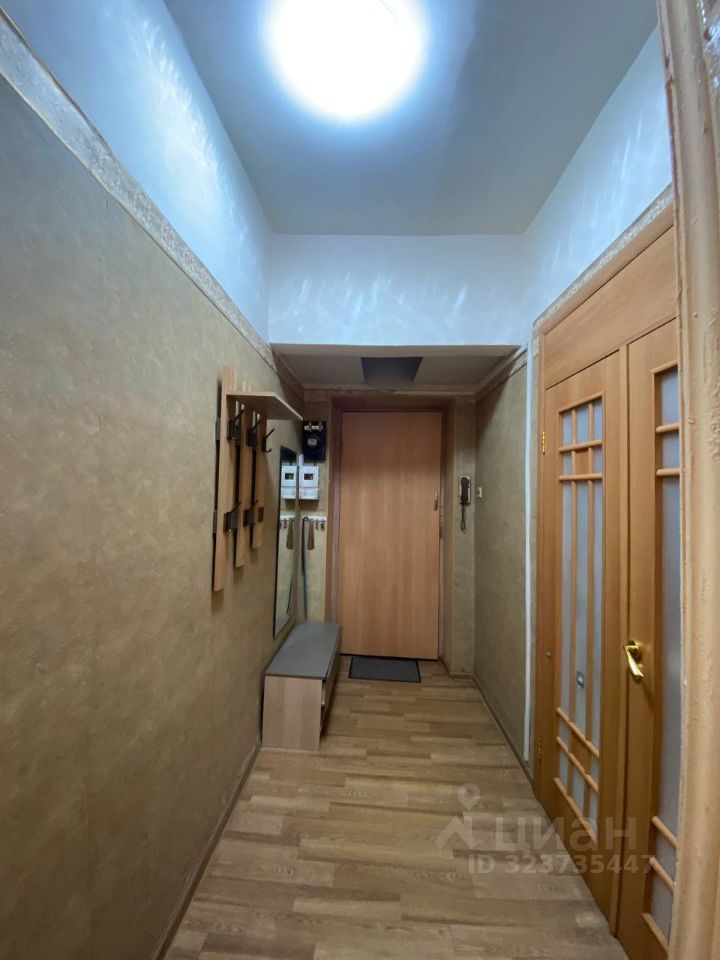 Продажа 2-комн квартиры на вторичном рынке Луховицкая улица, 1/55