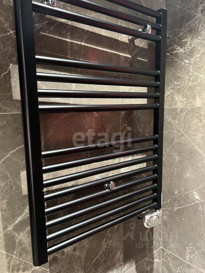 Продажа 6-комн квартиры на вторичном рынке Осенняя улица,  д. 14