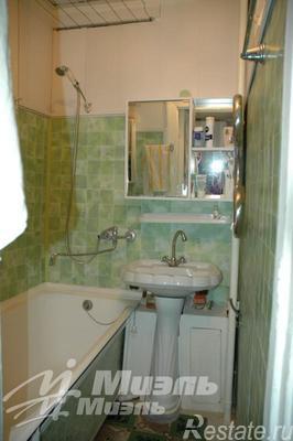 Продажа 3-комн квартиры на вторичном рынке Костякова ул,  д. 17к2