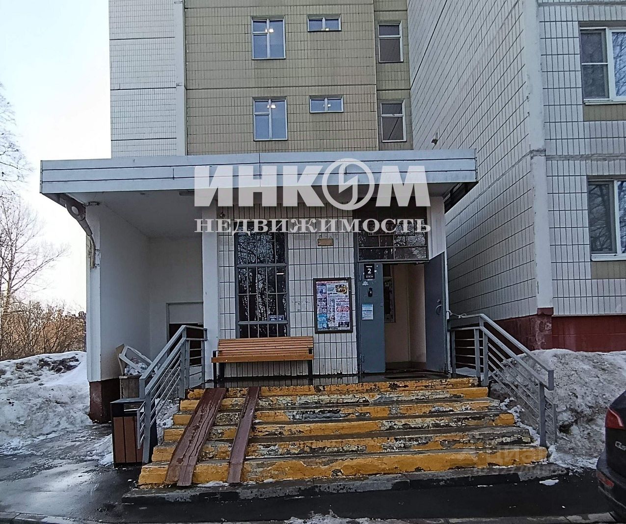 Продажа 3-комн квартиры на вторичном рынке проезд Черепановых, 38к1