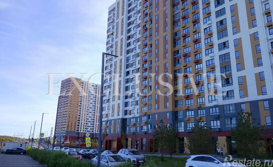 Продажа 2-комн квартиры на вторичном рынке Битца, Южный бульвар,  д. 4