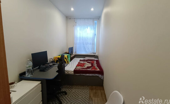 Продажа 4-комн квартиры на вторичном рынке Балтийская улица,  д. 12А