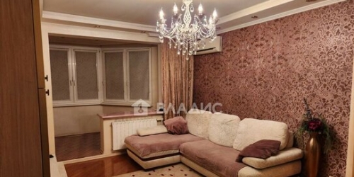 3-комн квартира ул Дмитриевского,  д. 23,  к. 1