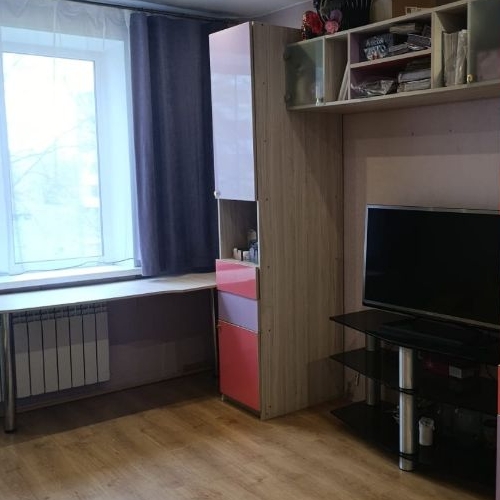 3-комн квартира Коммунар г., улица Ижорская, 20