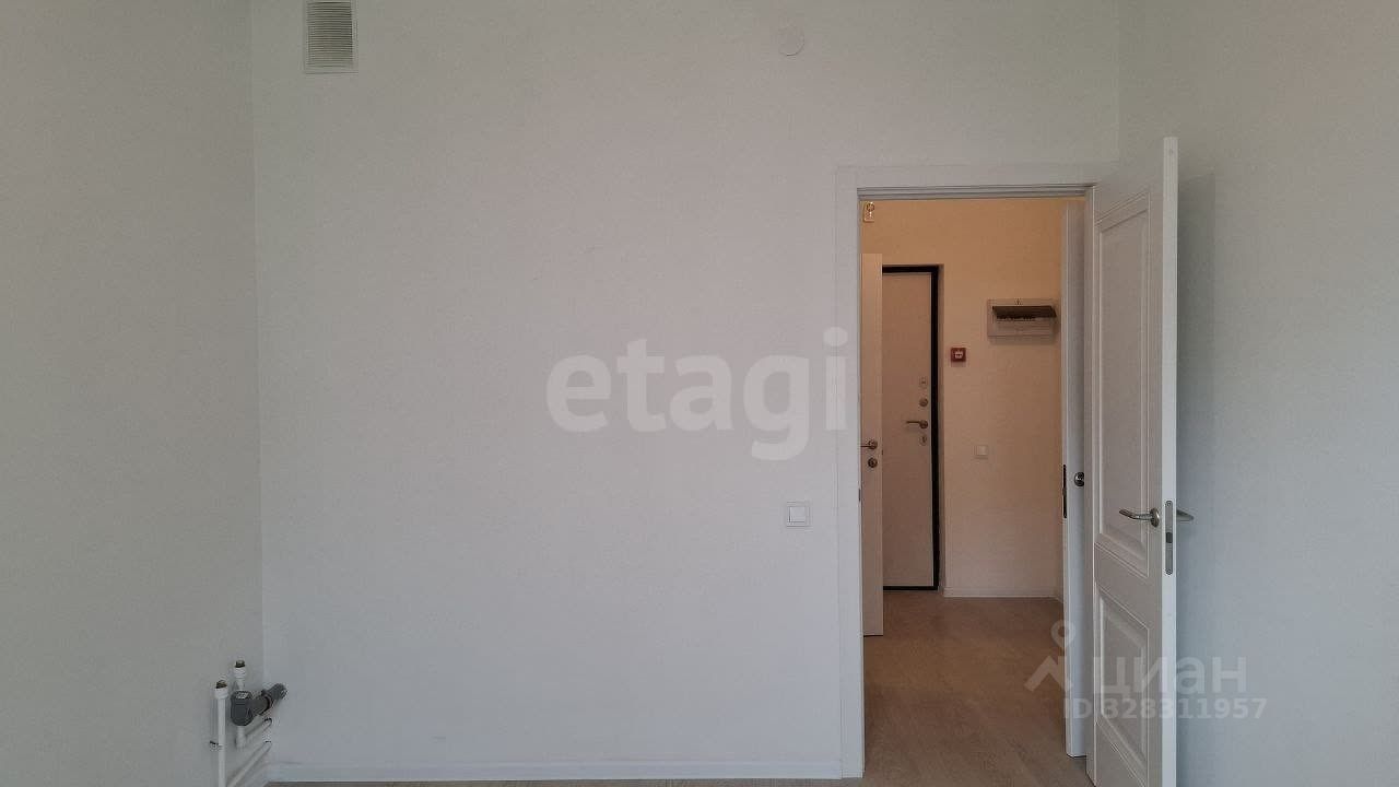 Продажа 1-комн квартиры на вторичном рынке улица Логинова, 7к1