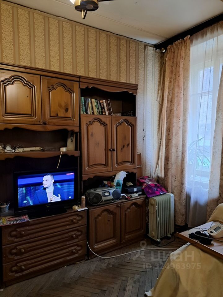 Продажа 3-комн квартиры на вторичном рынке Ординарная улица, 3